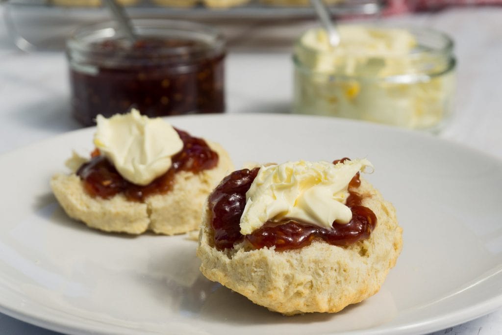 Easy Scone Recipe - How to make three ingredient scones - Scones with jam and cream